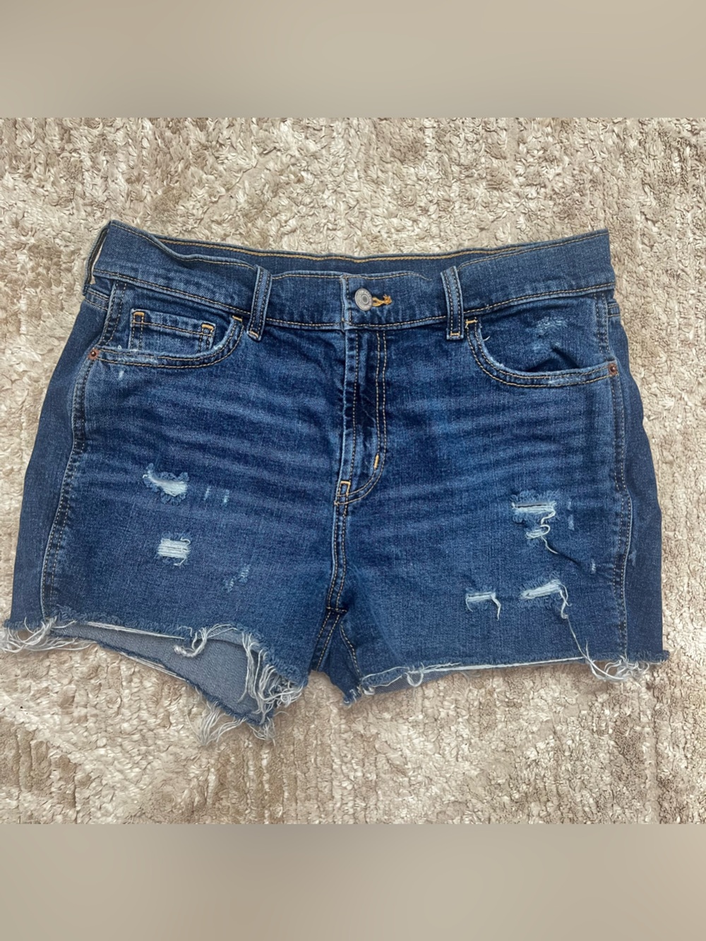 Old navy women’s Jean boyfriend shorts mid rise